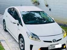 Toyota PRIUS S LED 2015 Car