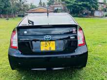 https://riyasewana.com/uploads/toyota-prius-s-181313444072.jpg