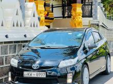 Toyota Prius S 2013 Car