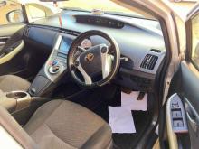 https://riyasewana.com/uploads/toyota-prius-s-182253556444.jpg
