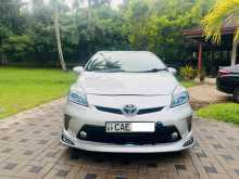 Toyota Prius S LED 2013 Car