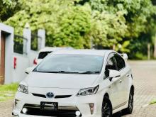 https://riyasewana.com/uploads/toyota-prius-s-188185924721.jpg