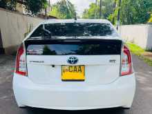 https://riyasewana.com/uploads/toyota-prius-s-191059274393.jpg