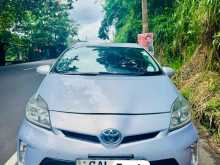 Toyota Prius S LED 2013 Car
