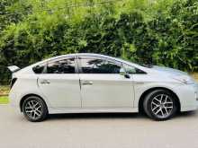 https://riyasewana.com/uploads/toyota-prius-s-19857204603.jpg