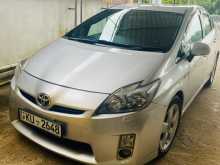 Toyota Prius S Touring 2010 Car