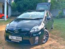 Toyota Prius S Limited 2010 Car
