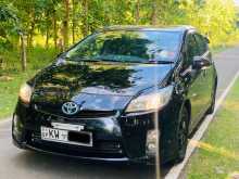 Toyota Prius S Grade 2011 Car