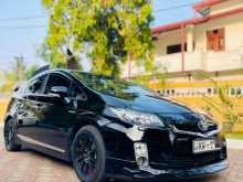 Toyota Prius S Touring 2011 Car