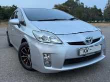 Toyota Prius S Grade 2011 Car