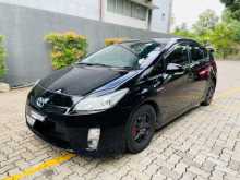 Toyota Prius S Grade 2011 Car