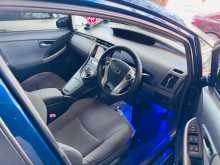 https://riyasewana.com/uploads/toyota-prius-s-2011-215262112944.jpg