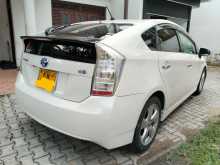 https://riyasewana.com/uploads/toyota-prius-s-2011-216484212704.jpg