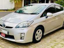 Toyota Prius S Touring 2011 Car