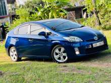 Toyota Prius S Touring 2011 Car