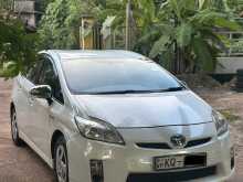 Toyota Prius S 2011 Car