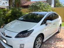 https://riyasewana.com/uploads/toyota-prius-s-2011-411053612703.jpg