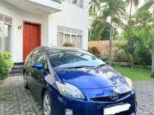Toyota Prius S Touring 2011 Car