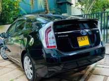 https://riyasewana.com/uploads/toyota-prius-s-2011-719053612733.jpg