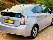 https://riyasewana.com/uploads/toyota-prius-s-2011-917171112922.jpg