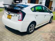 https://riyasewana.com/uploads/toyota-prius-s-2012-1711293112872.jpg