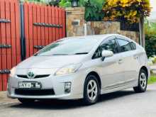 Toyota Prius S Grade 2012 Car