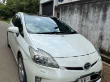 Toyota Prius S Touring 2012 Car