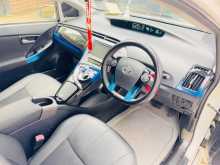 https://riyasewana.com/uploads/toyota-prius-s-2012-2112280712343.jpg