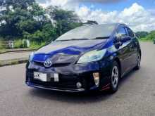 Toyota Prius S Grade 2012 Car