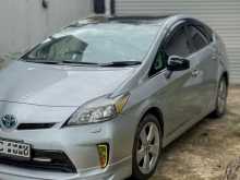 https://riyasewana.com/uploads/toyota-prius-s-2012-2614452612214.jpg