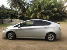 https://riyasewana.com/uploads/toyota-prius-s-2012-266371012413.jpg