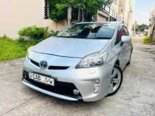 Toyota PRIUS S TOURING 2012 Car