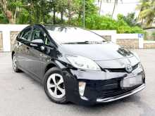 Toyota Prius S LED 2012 Car