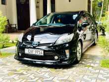 Toyota PRIUS S TOURING 2012 Car