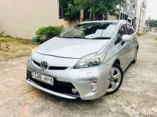 Toyota Prius S Touring 2012 Car