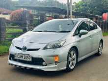 Toyota Prius S Touring 2012 Car