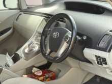 https://riyasewana.com/uploads/toyota-prius-s-2012-49154112934.jpg