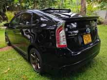 https://riyasewana.com/uploads/toyota-prius-s-2012-520295012292.jpg