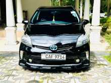 Toyota PRIUS S TOURING 2012 Car