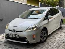 Toyota PRIUS S LED 2013 Car