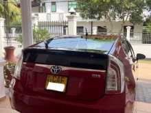 https://riyasewana.com/uploads/toyota-prius-s-2013-1113175112264.jpg