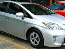 Toyota Prius S LED 2013 Car