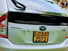 https://riyasewana.com/uploads/toyota-prius-s-2013-112000112934.jpg