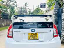 https://riyasewana.com/uploads/toyota-prius-s-2013-112452512953.jpg