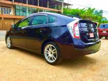 Toyota Prius S 2013 Car