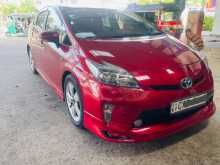 Toyota PRIUS S Touring 2013 Car