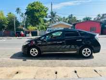 https://riyasewana.com/uploads/toyota-prius-s-2013-1519252712022.jpg