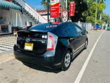 https://riyasewana.com/uploads/toyota-prius-s-2013-1519252712103.jpg