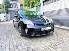 https://riyasewana.com/uploads/toyota-prius-s-2013-1522510512382.jpg