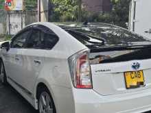 https://riyasewana.com/uploads/toyota-prius-s-2013-1715503712062.jpg